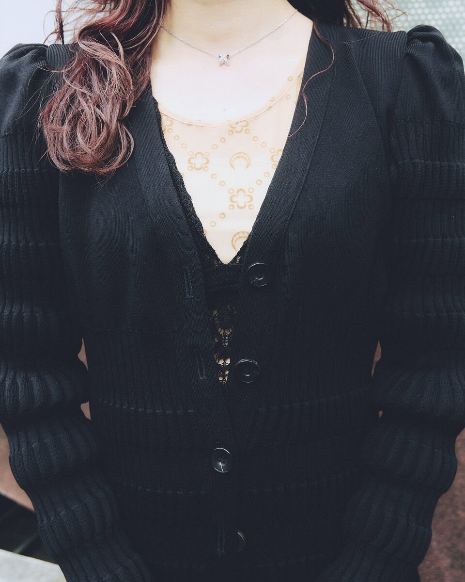 【スナップ】feticoメインのコーデにアイコニックなバッグを添えて