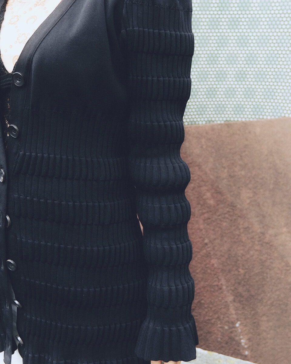 【スナップ】feticoメインのコーデにアイコニックなバッグを添えて