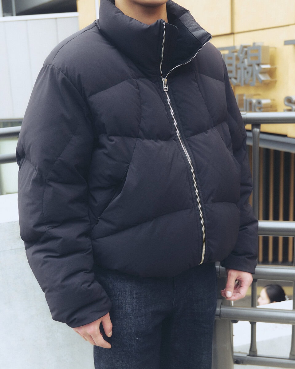 【スナップ】英国薫る足元のクロケット&ジョーンズでグッと上品なムードに