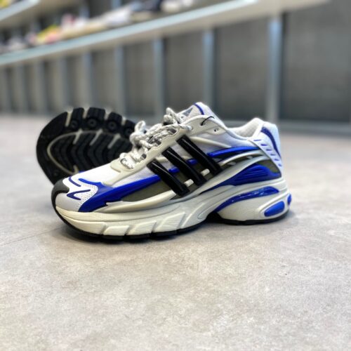 Pharrell Williams × adidas（ファレル・ウィリアムス × アディダス）のジェリーフィッシュ 