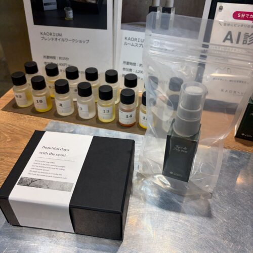 アロマオイルとルームフレグランススプレー