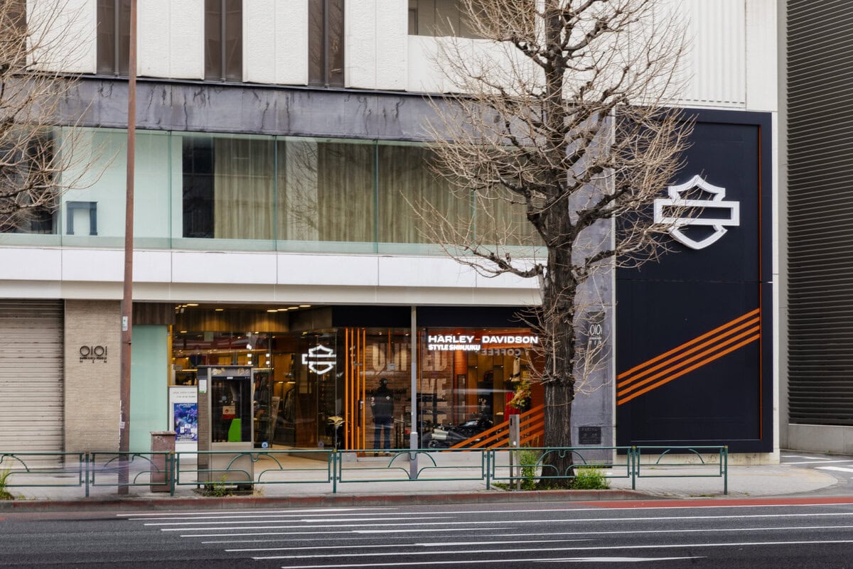 Harley-Davidson(ハーレーダビッドソン)のアパレルや雑貨を専門的に販売する国内唯一のライフスタイルストア「ハーレーダビッドソン STYLE 新宿」が2026年3月20日(金)にグランドオープンした。