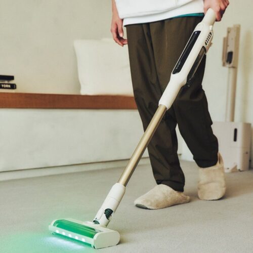 “ごみ捨てほぼ不要”な掃除機が最高すぎる!ダストステーション付きスティック掃除機で掃除が一気にラクに