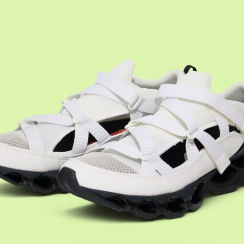 ミズノの「ウェーブプロフェシーストラップ」¥20,900