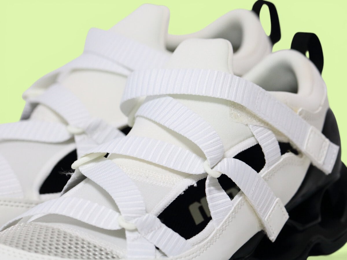 ミズノの「ウェーブプロフェシーストラップ」¥20,900