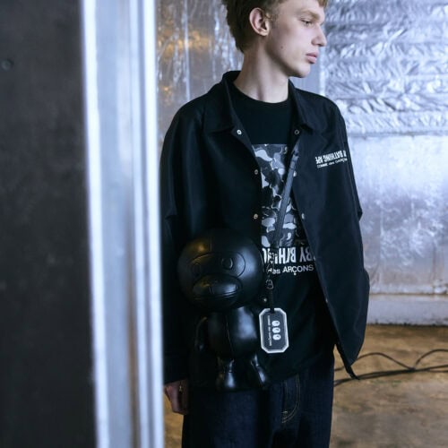 BAPE®とCOMME des GARÇONS、それぞれのアイコニックなモチーフがポップアートの視点で再構築された本コレクション。大阪限定、数量限定という特別感も相まって、気になるアイテムは早めにチェックしておきたいところ。