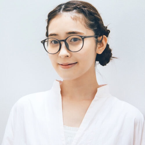 リンネル7月号増刊の付録は「「ムーミン」UVカット率99.9％＊リトルミイがかわいい！調光サングラス、ケース、眼鏡ふきセット：室内ではクリアレンズに