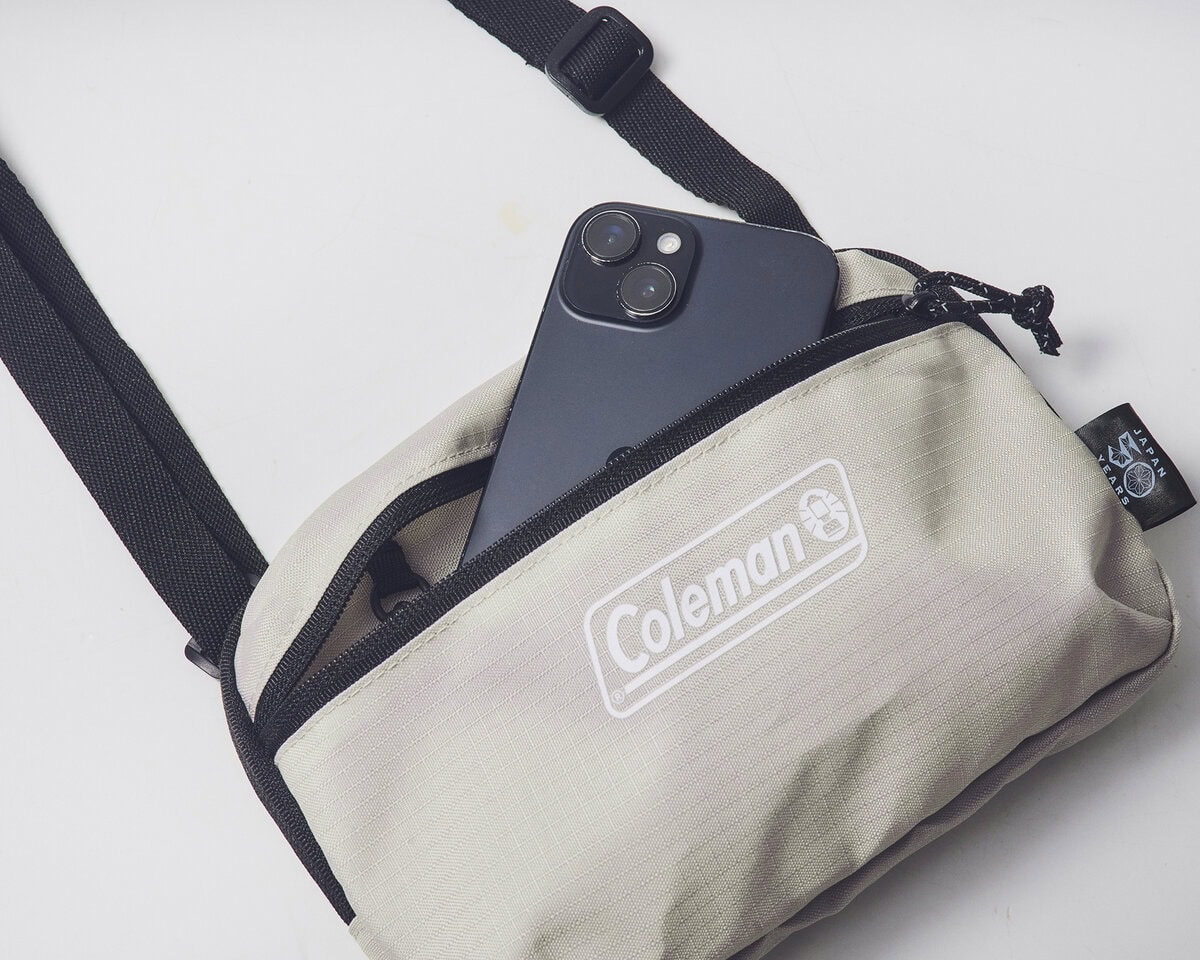smart6月号特別付録 コールマンの背面メッシュ＆キーフック付きショルダーバッグ