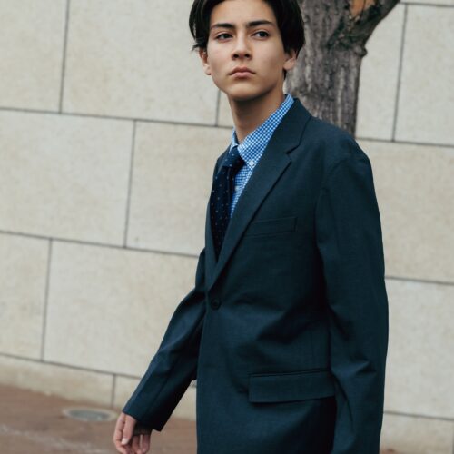 UNIQLOオリジナル開発の素材で動きやすく手入れがラクなジャケット、パンツ
