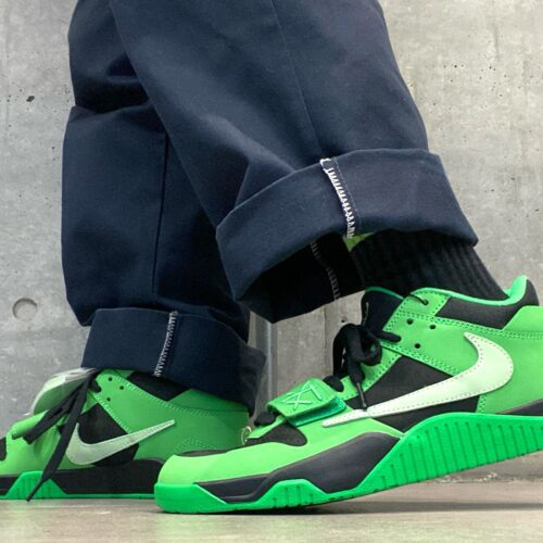 Travis Scott × Nike（トラヴィススコット × ナイキ）のジョーダン ジャンプマンジャック CJ1 T-Rexx 