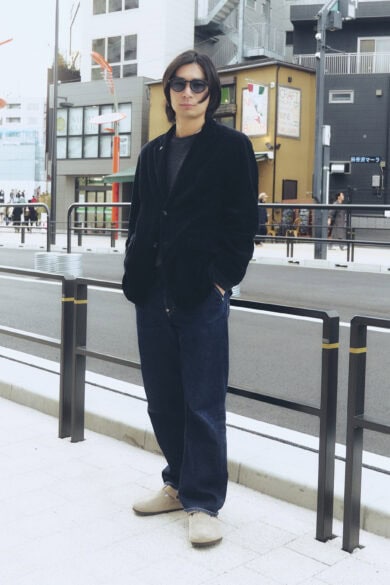 【30代スナップ】ジャケットを羽織るのは“カジュアルになりすぎない”魔法