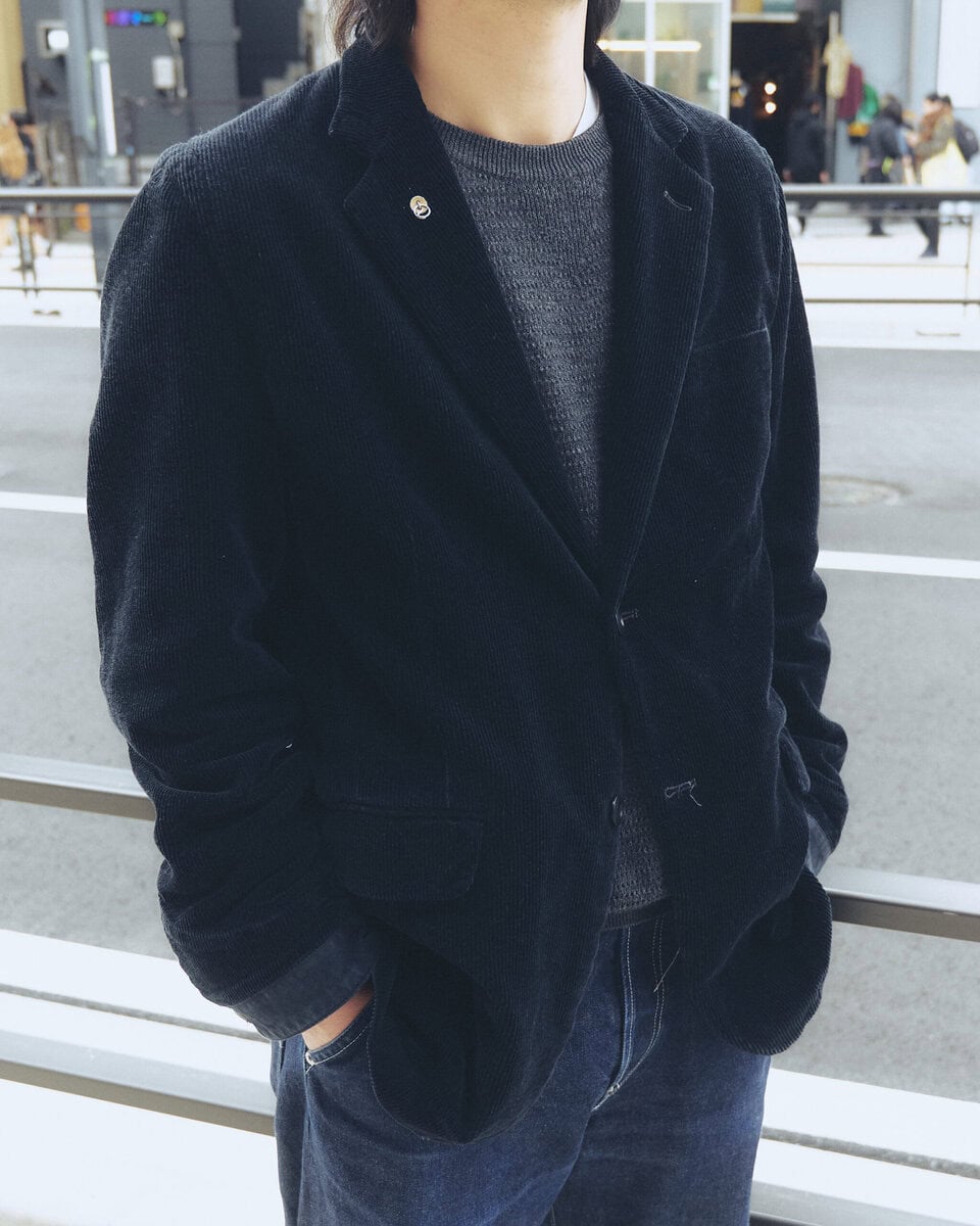 【30代スナップ】ジャケットを羽織るのは“カジュアルになりすぎない”魔法