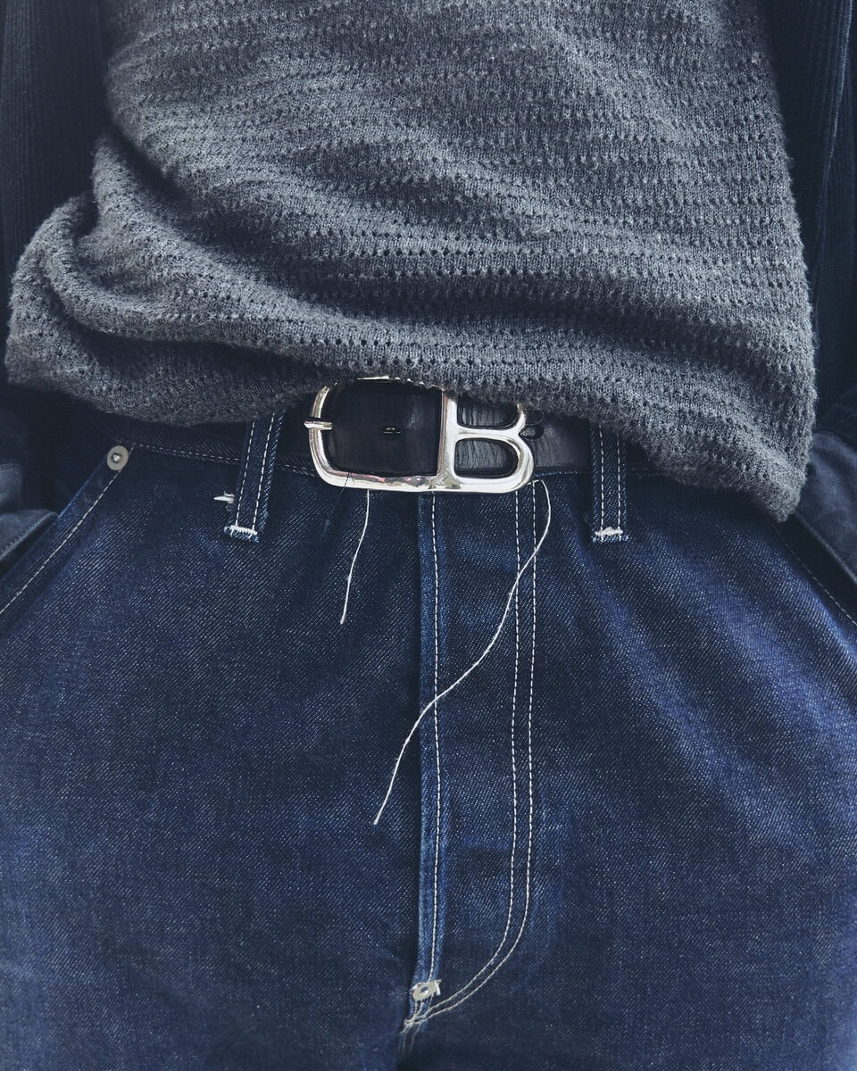 【30代スナップ】ジャケットを羽織るのは“カジュアルになりすぎない”魔法