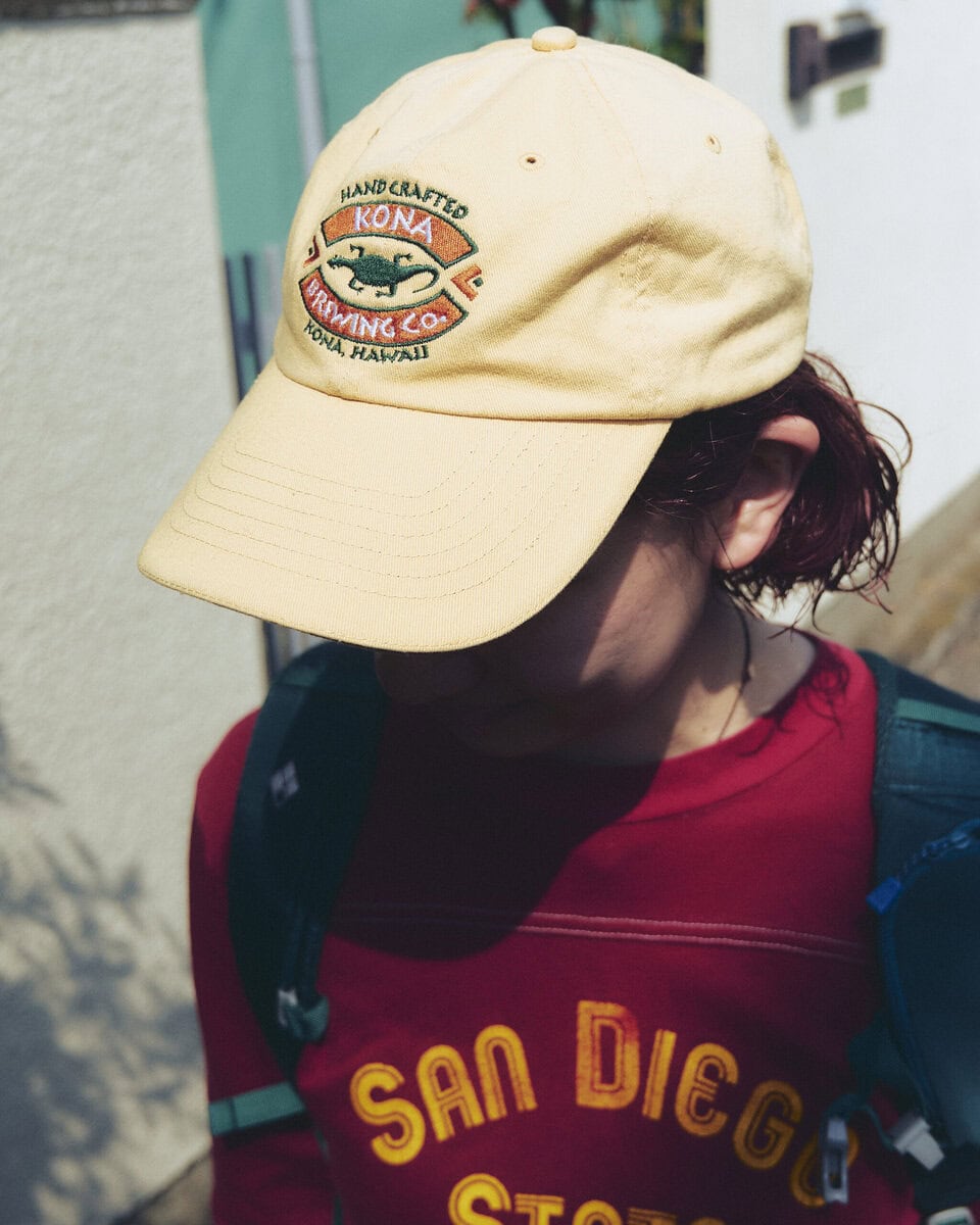 【20代スナップ】春は身軽な服装をしたい!つい気になる赤系のアイテムをメインに