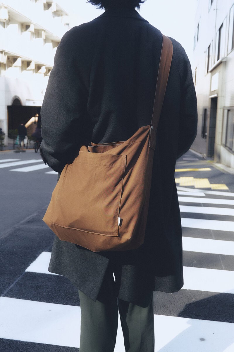 【スナップ】きっちりカジュアルの“きっちり”ポイントはやはり襟付きシャツ