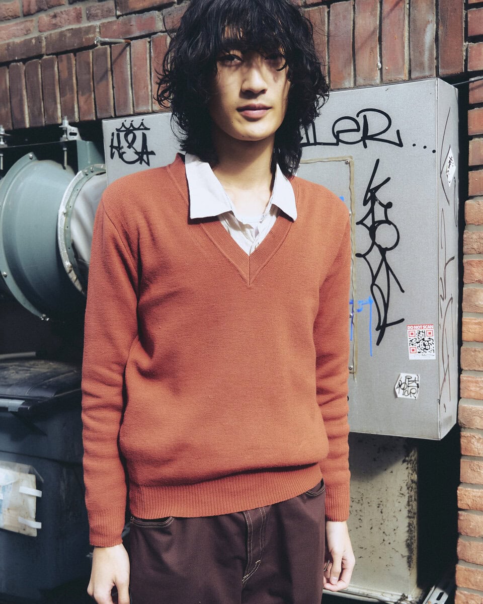 【スナップ】ヘアもアイテム選びも「70年代LOVE」ゆえのノスタルジック