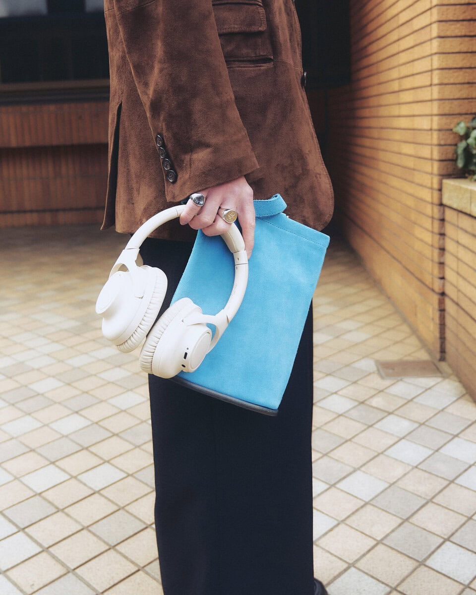 【スナップ】クラシックな中に色気を!ジャケット&シャツ合わせの妙