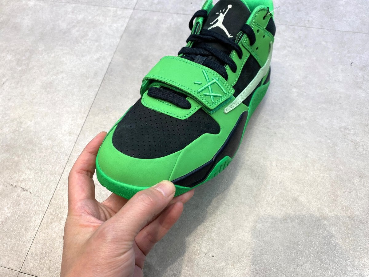 Travis Scott × Nike（トラヴィススコット × ナイキ）のジョーダン ジャンプマンジャック CJ1 T-Rexx 