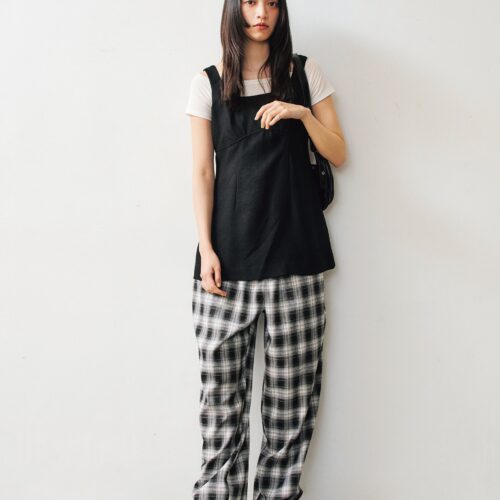 DAWNCE［ダウンス］のチェックルーズパンツ