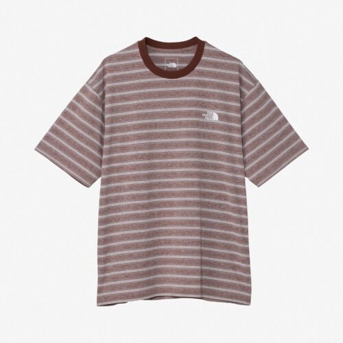 THE NORTH FACE独自素材「FLASHDRY」による高い速乾性に加え、抗菌防臭加工も搭載。ほどよくハリ感のある軽量メッシュ素材とボックスシルエットにより、ランニングからライフスタイルまで幅広く対応する。