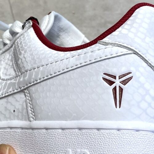 Kobe Bryant × Nike（コービー・ブライアント × ナイキ）のエアフォース1 ロー 