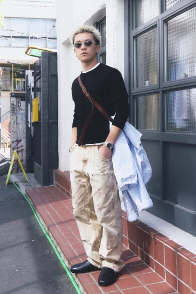 【20代スナップ@原宿】存在感抜群のヴィンテージワークパンツを主役に据えた大人の洗練コーデ