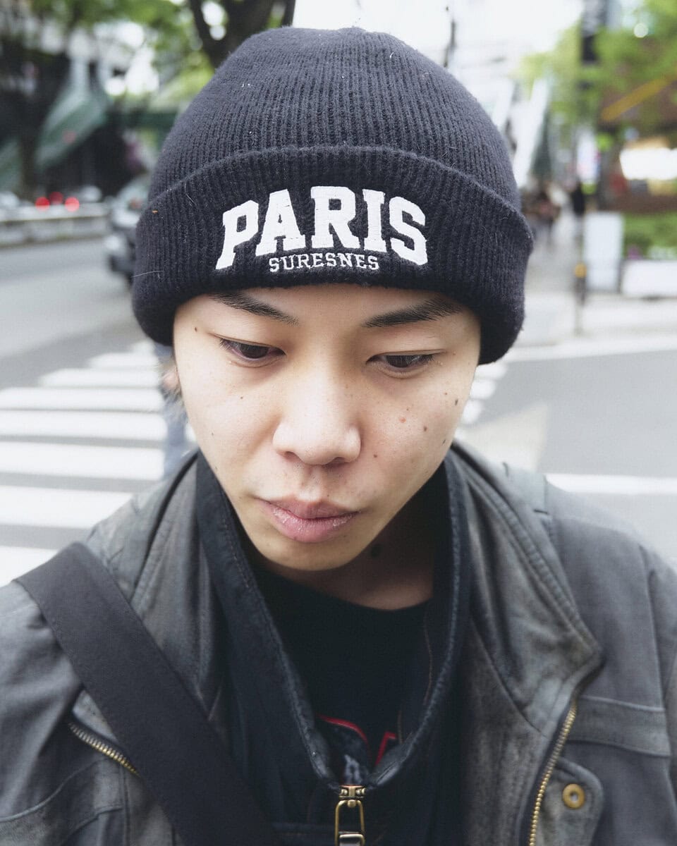 【20代スナップ@渋谷】全身古着のオールブラックコーデは丈感とシルエットがポイント