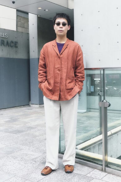 【20代スナップ@原宿】季節感を意識した“やりすぎない”色選びがお洒落