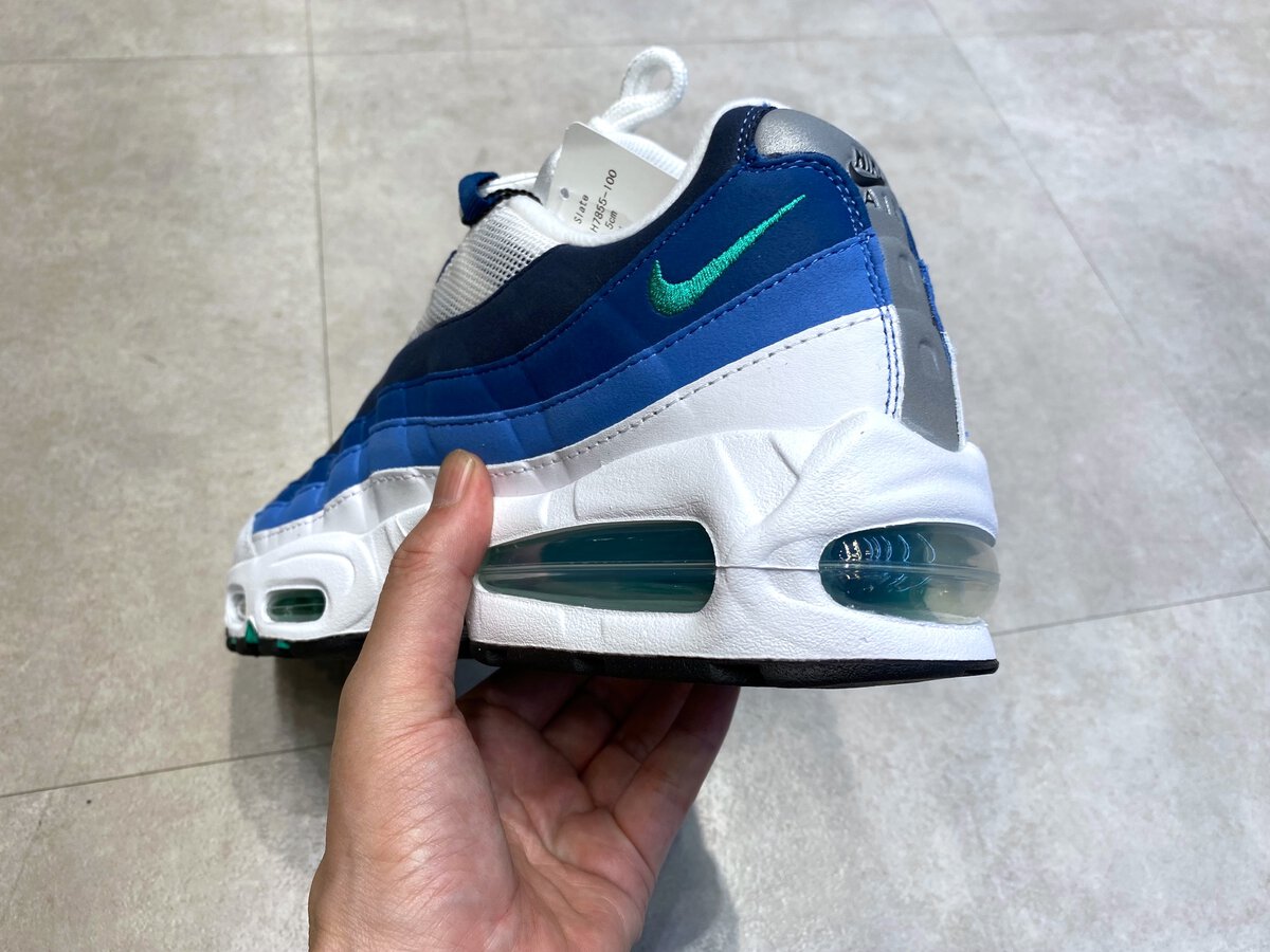 Nike（ナイキ）のエアマックス95 ビッグバブル "スレート"