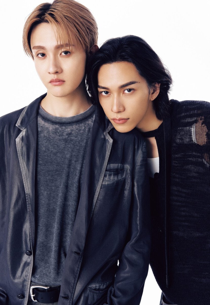 INIの池﨑理人さんと田島将吾さんが着こなす『ディーゼル』