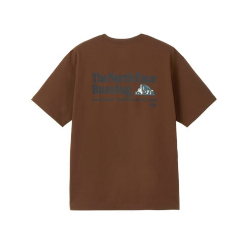 ユニセックスで展開される「S/S Graphic Tee」は、「製品から製品へ」を掲げる循環型アップサイクルプロジェクト「EXPLORE SOURCE」を採用したショートスリーブTシャツ。