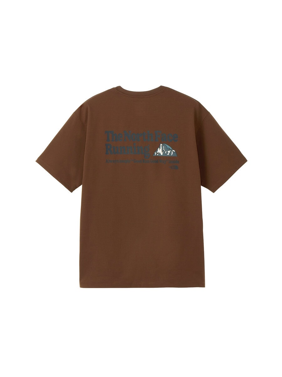 ユニセックスで展開される「S/S Graphic Tee」は、「製品から製品へ」を掲げる循環型アップサイクルプロジェクト「EXPLORE SOURCE」を採用したショートスリーブTシャツ。