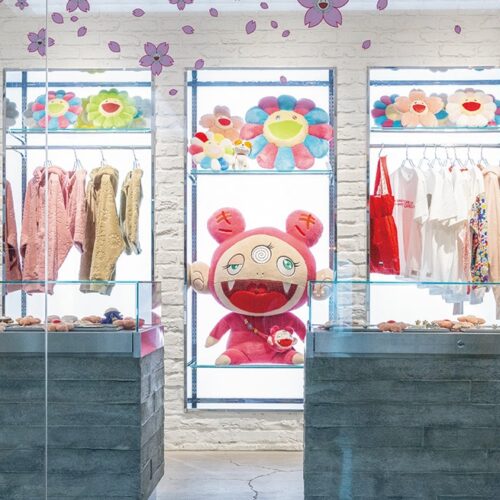 中野ブロードウェイにあるカイカイキキのショップ〈Tonari no Zingaro〉と〈純喫茶ジンガロ〉で開催された『桜祭り-2026-』