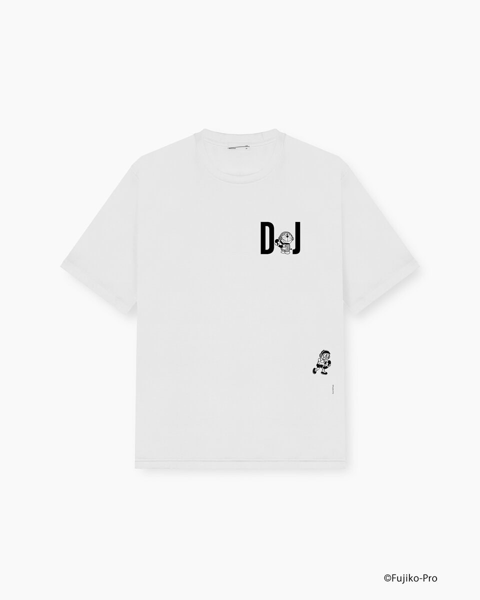 “DJ” T-Shirt ¥13,200(6月20日発売)
