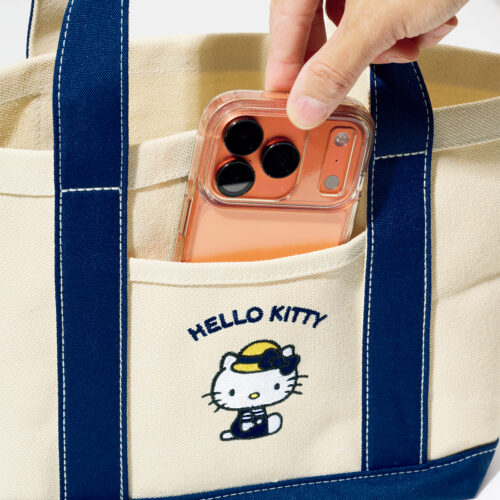 麦わら帽子のハローキティ付録「キャンバス風ランチトート」リンネル8月号は、スマホも収納できるポケット付き