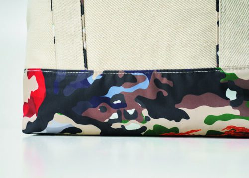 smart2026年8月・9月合併号（通常号） A BATHING APE®
ハイブリッドカモ柄
大容量トートバッグ 