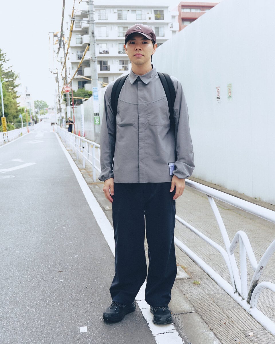 【20代スナップ@渋谷】ダイワピア39のボトムスにナイキのシューズで「今すぐ走り出せる格好」