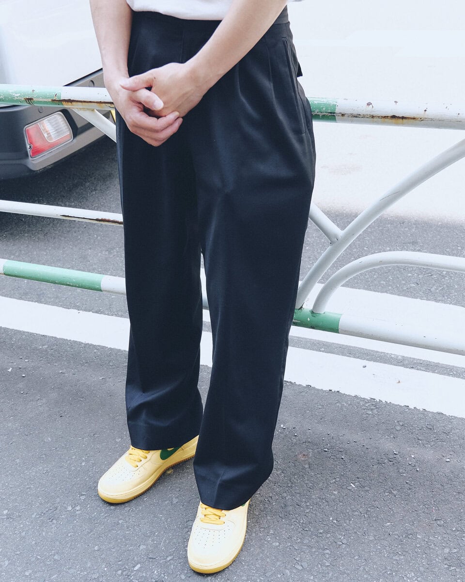 【30代スナップ＠渋谷】kithのスラックスをより際立たせるためのTシャツタックイン