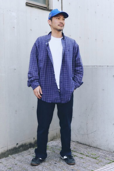 【30代スナップ＠原宿】ラルフ ローレンのチェックシャツをさらっと羽織る、これぞ“オトナのラフ”
