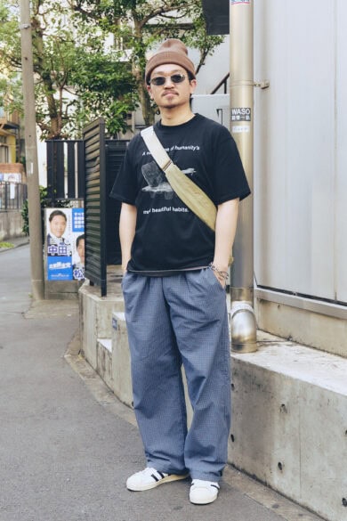 【20代スナップ＠原宿】ニットキャップにチェックパンツ…アクセントに事欠かない休日コーデ