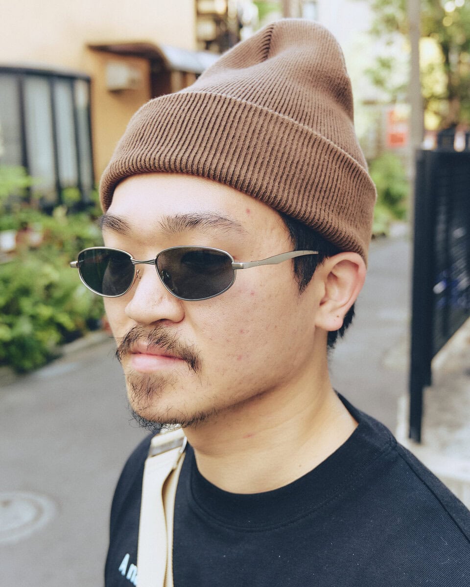【20代スナップ＠原宿】ニットキャップにチェックパンツ…アクセントに事欠かない休日コーデ