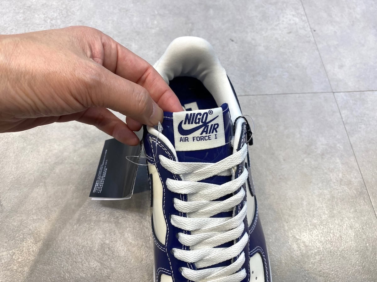 NIGO® × Nike(二ゴー × ナイキ)のエアフォース1 '01 ロー "ラストオージー2"