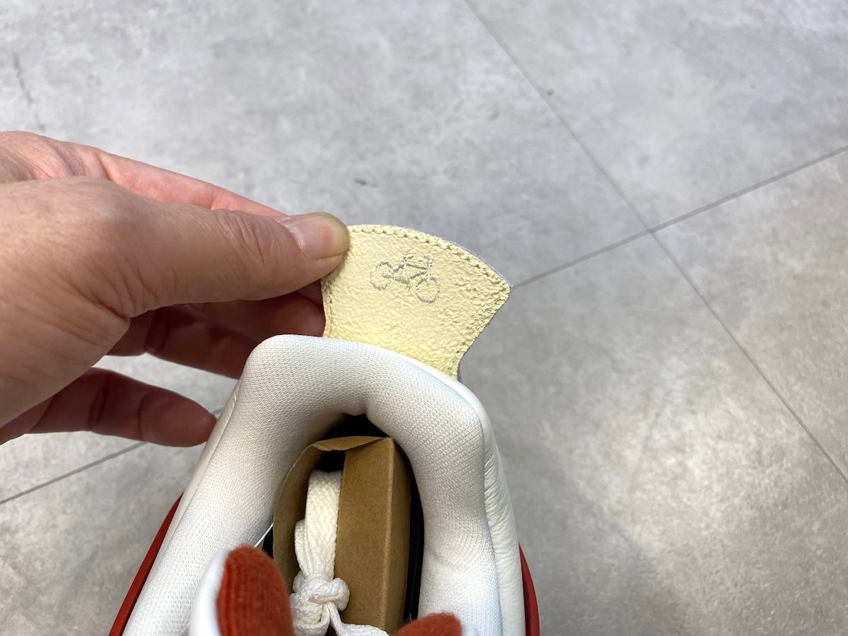 Nigel Sylvester × Nike（ナイジェル・シルベスター × ナイキ）のエアジョーダン4 "ブリックアフターブリック"
