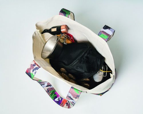smart2026年8月・9月合併号（通常号） A BATHING APE®
ハイブリッドカモ柄
大容量トートバッグ 