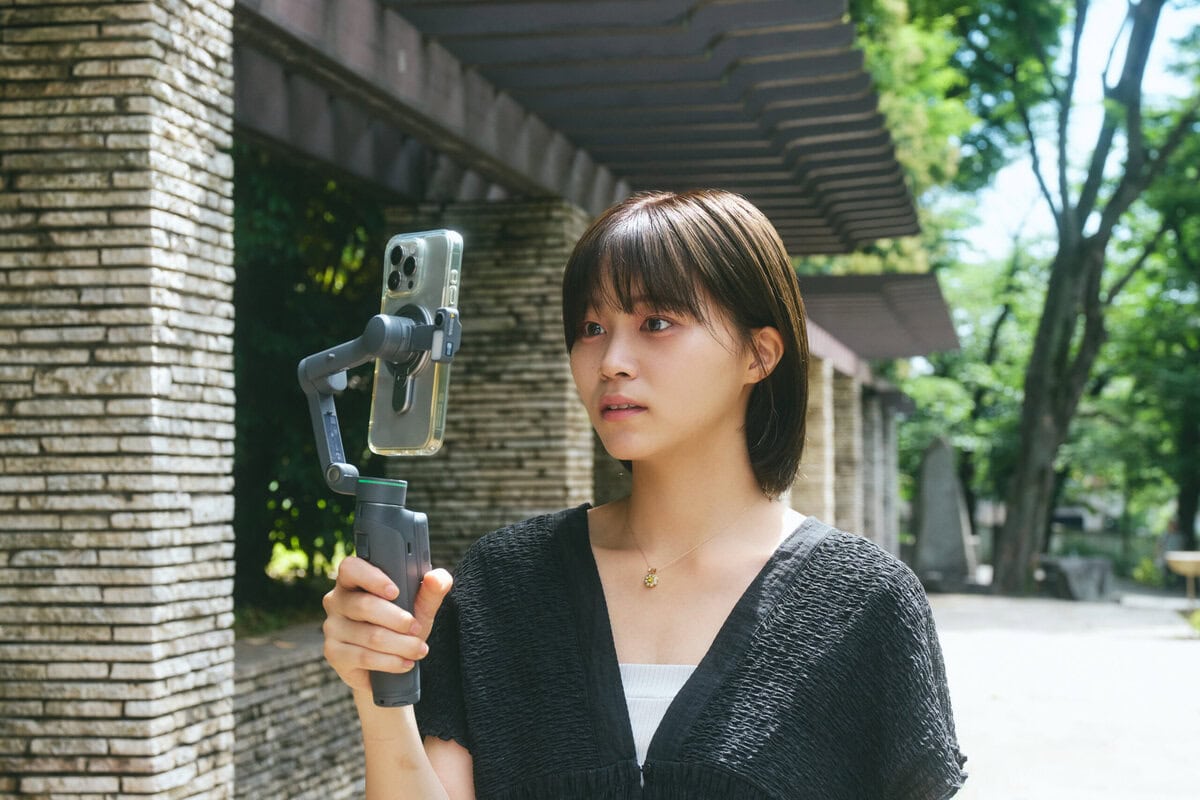 スマホの手ブレ補正がここまで進化…それでもDJI最新ジンバル「Osmo Mobile 8P」を使う価値はあるのか? 実際に検証してみた