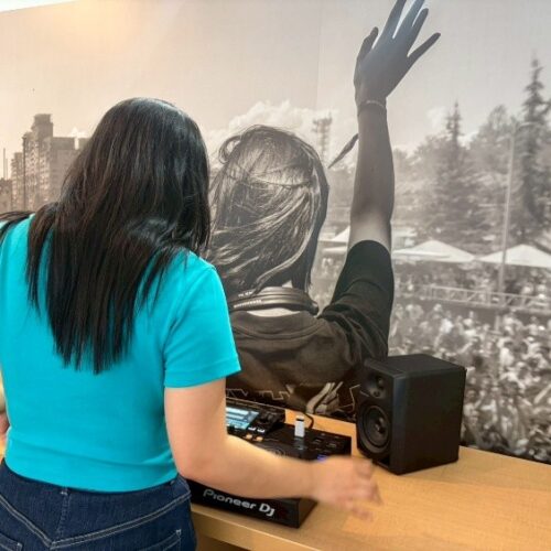 「DJって何してるの?」初心者が公式DJスクールに潜入して分かった“意外な仕事”とは