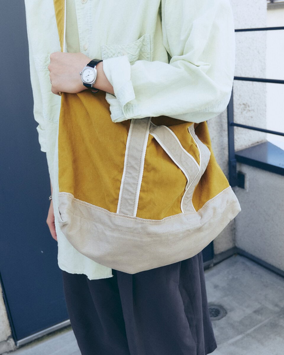 【20代スナップ@下北沢】“なるべく黒を使わない”という心がけがファッションを楽しくする?
