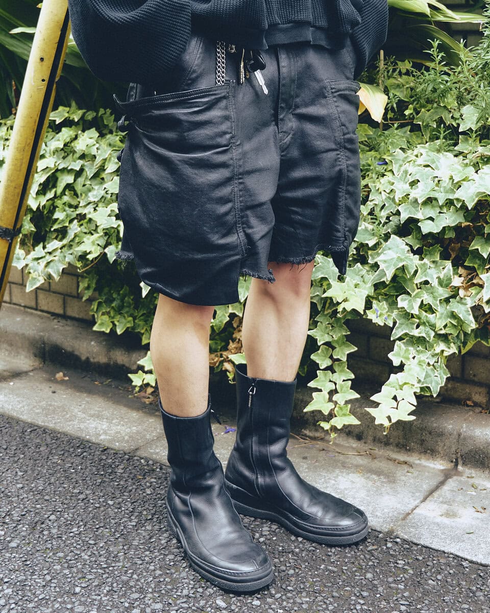 【20代スナップ＠下北沢】キャップとパンツの“ダメージ具合”がいいアクセントに