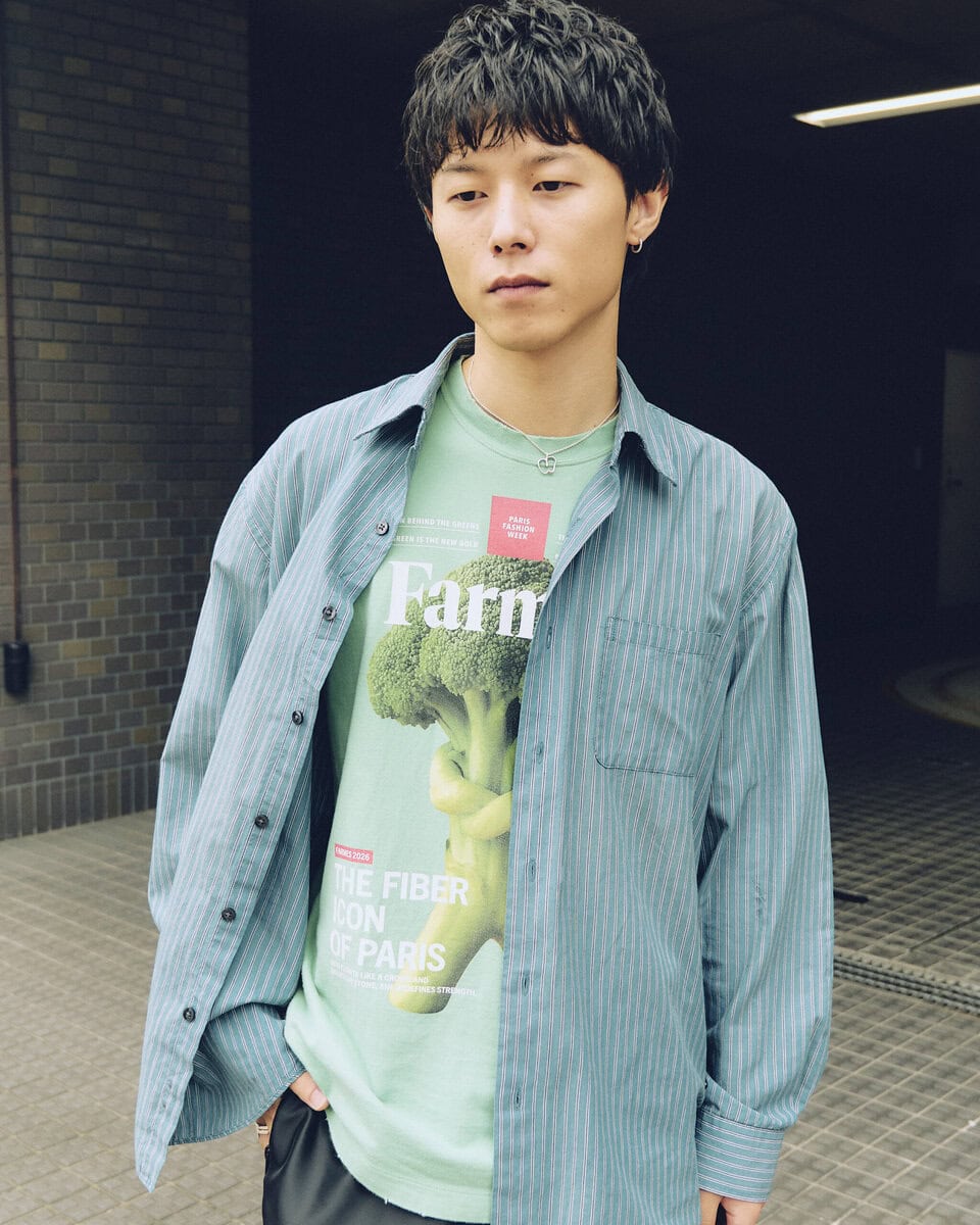 【20代スナップ＠名古屋】ダブレットの「FARMES MAGAZINE COVER」シリーズのTシャツが断然主役！