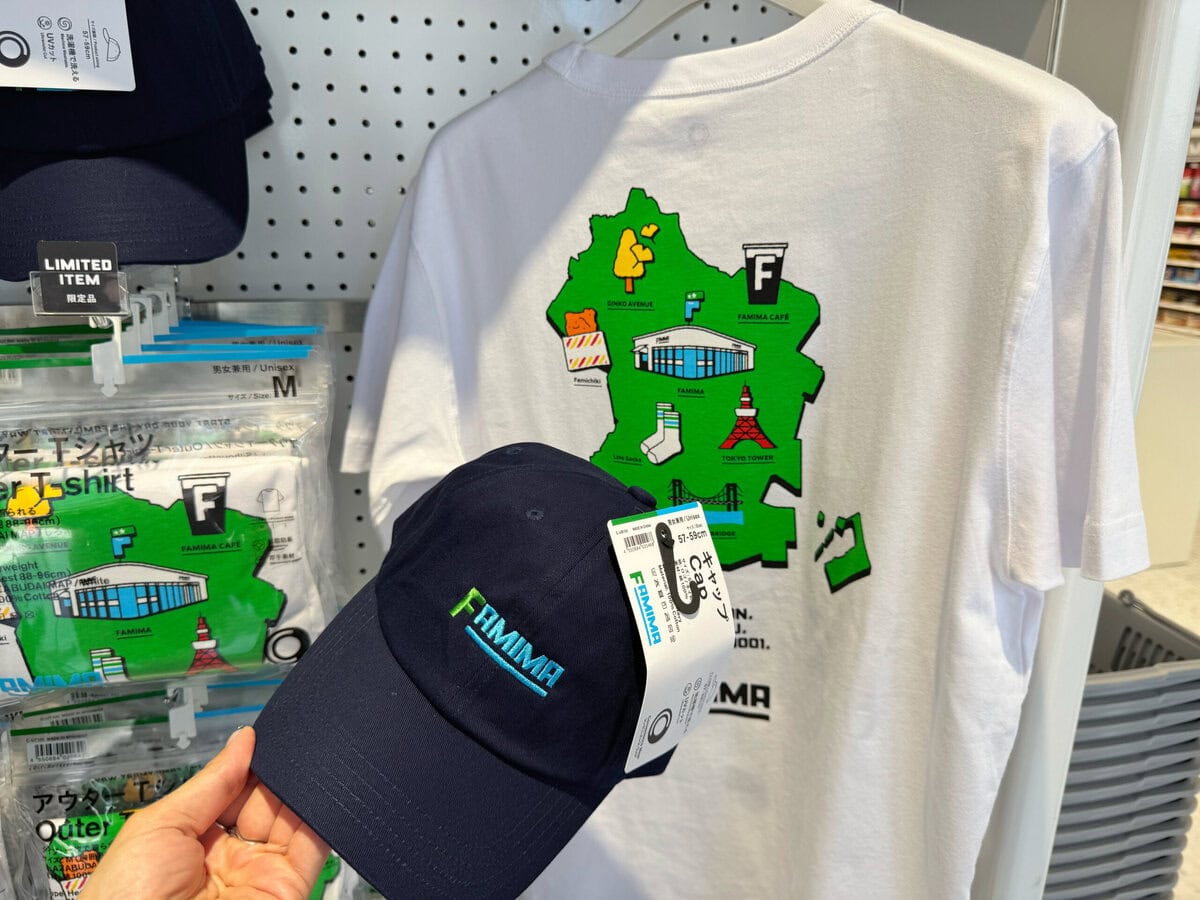 旗艦店デザインの限定Tシャツ